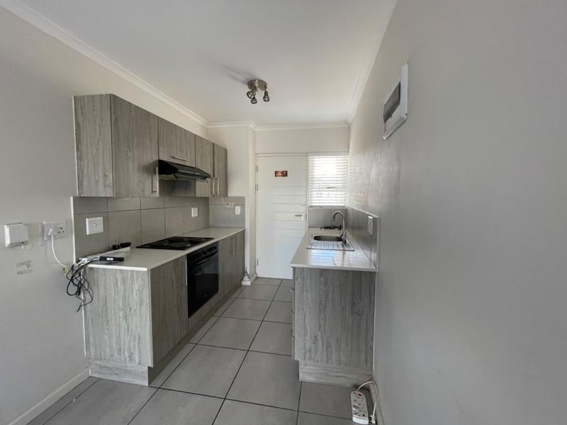 2 Bedroom Property for Sale in Heathfield Western Cape